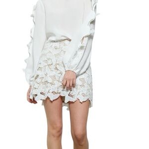 NWT INA Scalloped Butterfly Floral Lace Mini Skirt Medium White With Nude Lining
